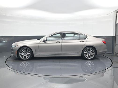 2020 BMW 750 i xDrive