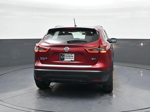2022 Nissan Rogue Sport SV