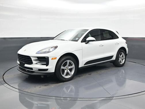 2020 Porsche Macan Base