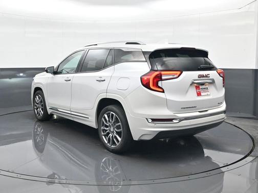 2022 GMC Terrain Denali