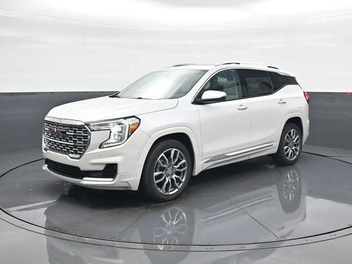 2022 GMC Terrain Denali