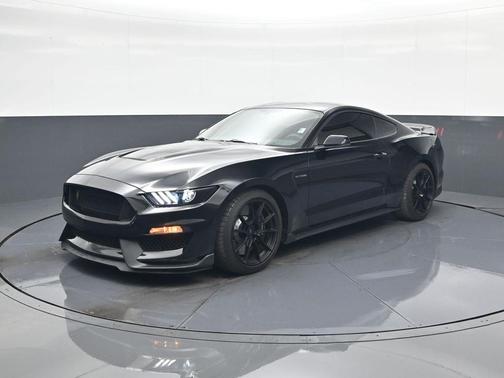 2019 Ford Shelby GT350 Base