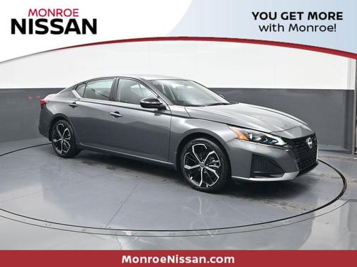 2025 Nissan Altima SR FWD