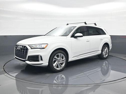 2020 Audi Q7 55 Premium Plus