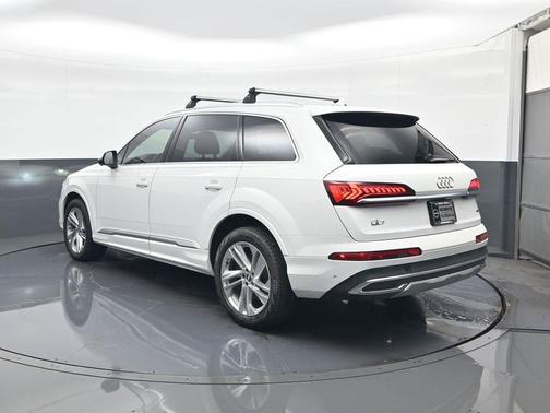 2020 Audi Q7 55 Premium Plus