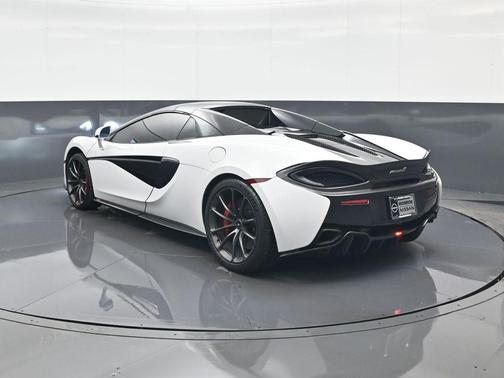 2019 McLaren 570S Base