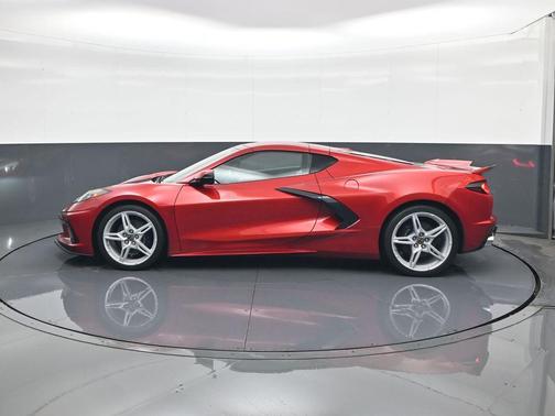 2021 Chevrolet Corvette Stingray w/2LT