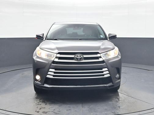 2019 Toyota Highlander LE Plus
