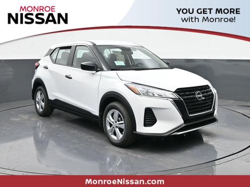 2025 Nissan Kicks S