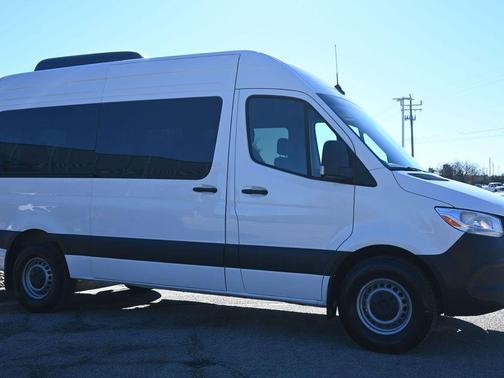 2024 Mercedes-Benz Sprinter 2500 Standard Roof