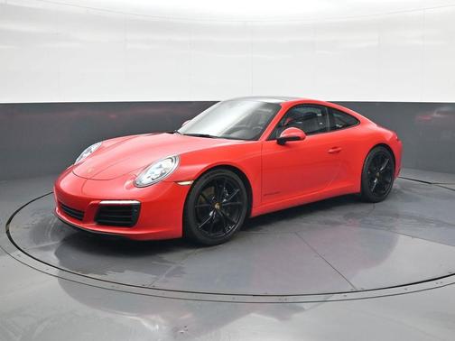 2018 Porsche 911 Carrera