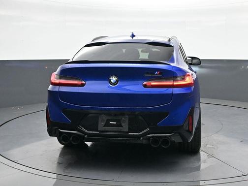 2023 BMW X4 M AWD