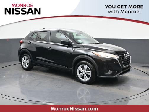 2025 Nissan Kicks S