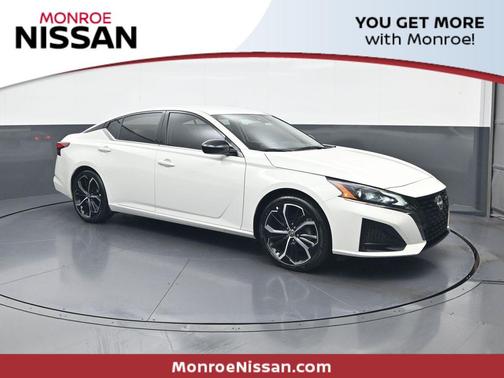 2024 Nissan Altima SR FWD