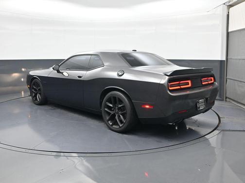 Granite Pearlcoat 2022 Dodge Challenger R/T
