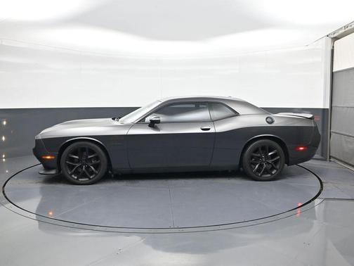 Granite Pearlcoat 2022 Dodge Challenger R/T