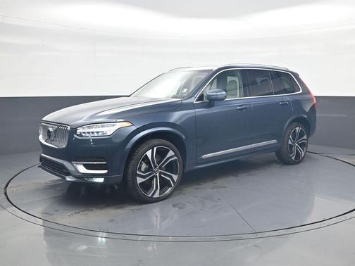2024 Volvo XC90 B6 Ultimate Bright Theme 7-Seater