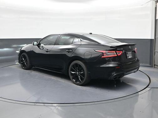 Super Black 2021 Nissan Maxima 3.5 SR