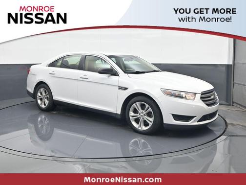2018 Ford Taurus SE