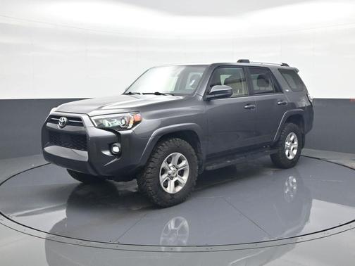 2022 Toyota 4Runner SR5