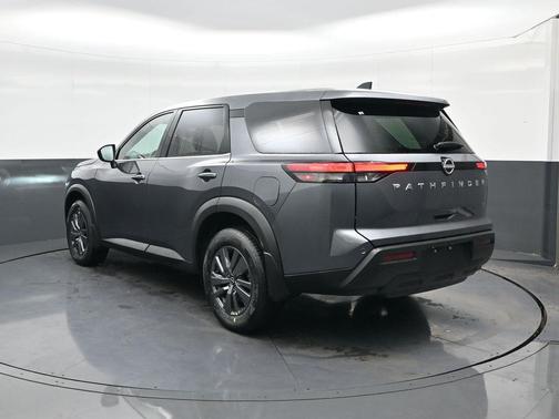 2025 Nissan Pathfinder S FWD