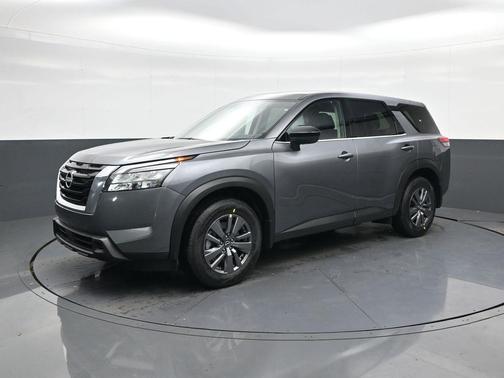2025 Nissan Pathfinder S FWD