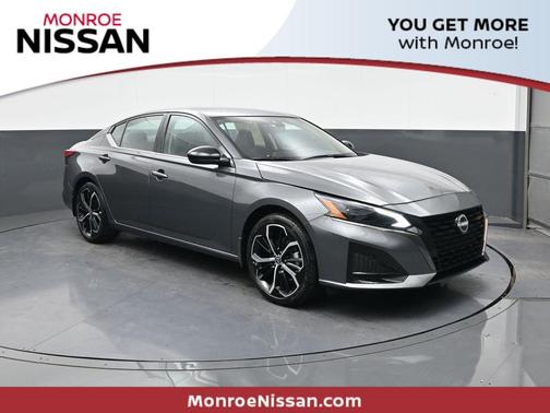 2025 Nissan Altima SR FWD