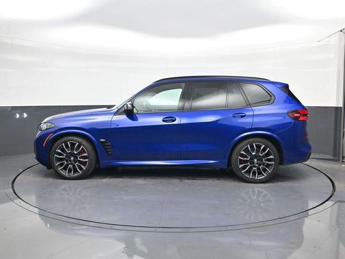 2024 BMW X5 M60i