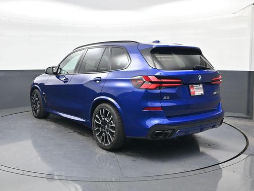 2024 BMW X5 M60i