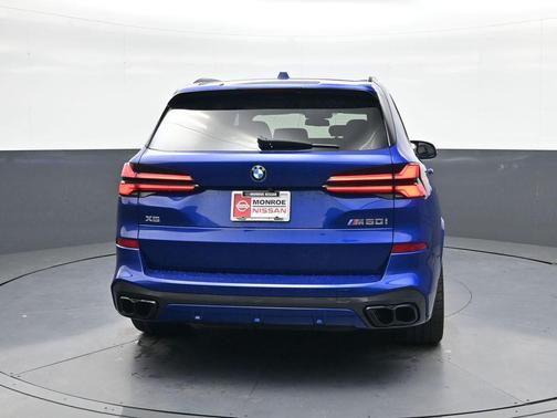 2024 BMW X5 M60i