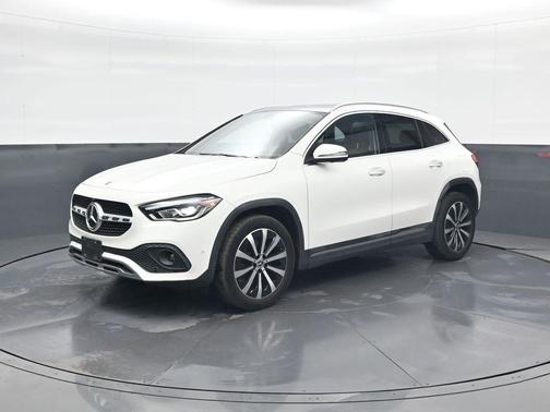 2021 Mercedes-Benz GLA 250 Base 4MATIC