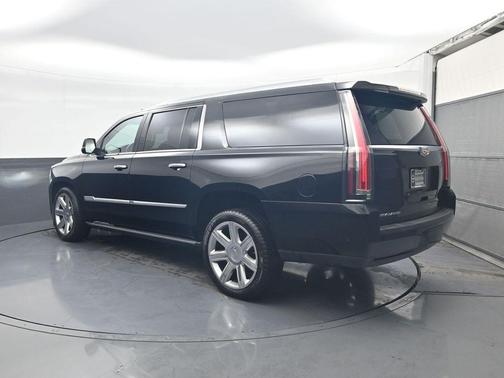 2018 Cadillac Escalade ESV Premium Luxury