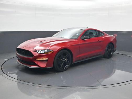 2021 Ford Mustang EcoBoost