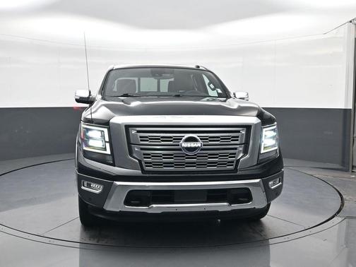 2021 Nissan Titan Platinum Reserve