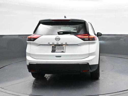 2025 Nissan Rogue S