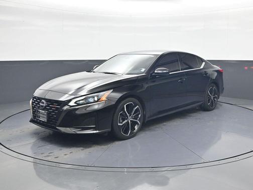 2024 Nissan Altima SR FWD