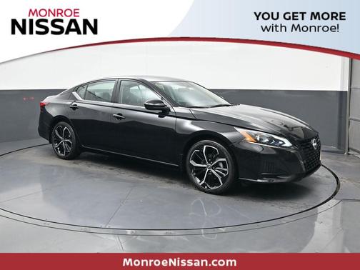 2025 Nissan Altima SR FWD