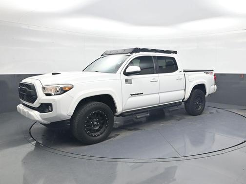 2018 Toyota Tacoma TRD Sport