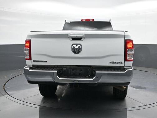 2022 RAM 2500 Big Horn Crew Cab 4x4 6'4' Box