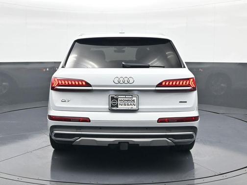 2023 Audi Q7 55 Prestige