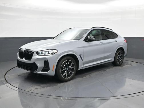 2022 BMW X4 M40i