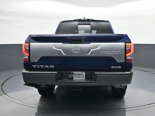 2023 Nissan Titan Platinum Reserve