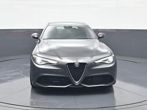 2022 Alfa Romeo Giulia Ti