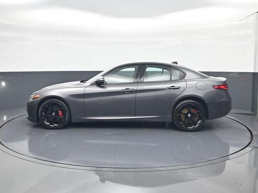 2022 Alfa Romeo Giulia Ti