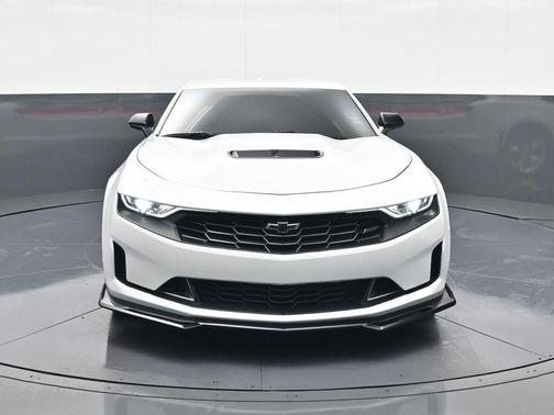 2022 Chevrolet Camaro RWD Coupe LT1