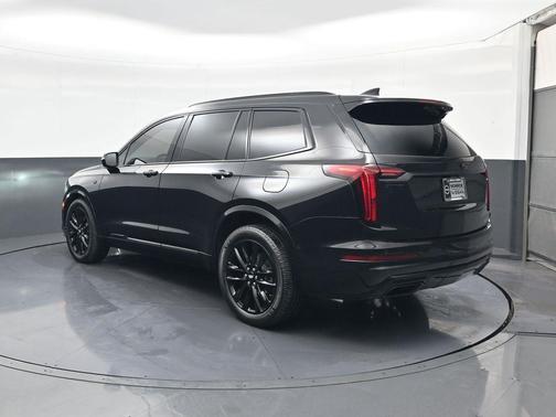 2021 Cadillac XT6 Premium Luxury FWD