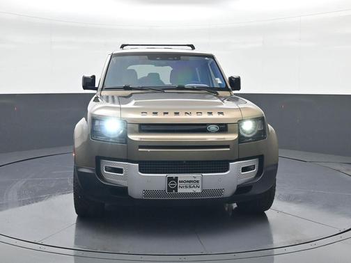 2020 Land Rover Defender 110 SE