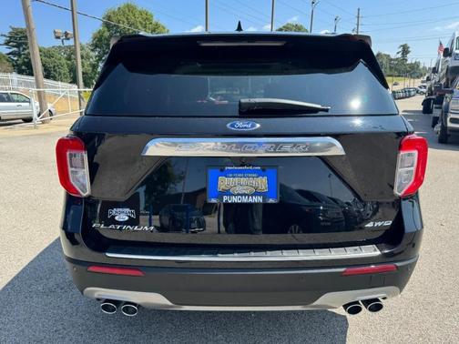 2022 Ford Explorer Platinum