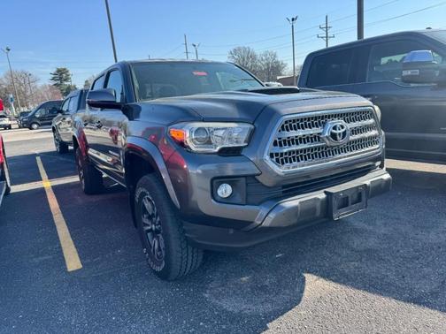 Magnetic Gray Metallic 2016 Toyota Tacoma TRD Sport