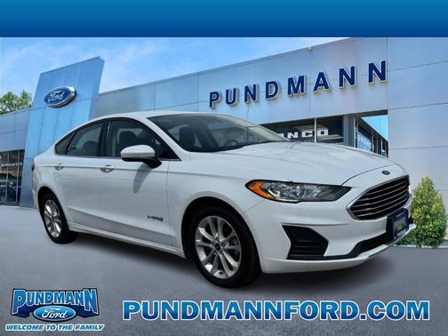 Oxford White 2019 Ford Fusion Hybrid SE